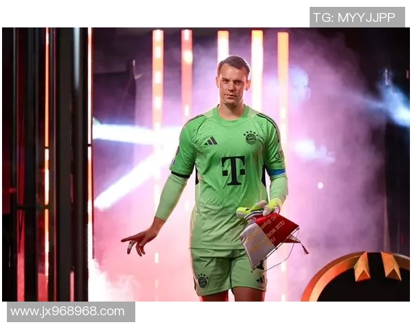 诺伊尔重伤缺席整个赛季拜仁急寻德赫亚救急守门员